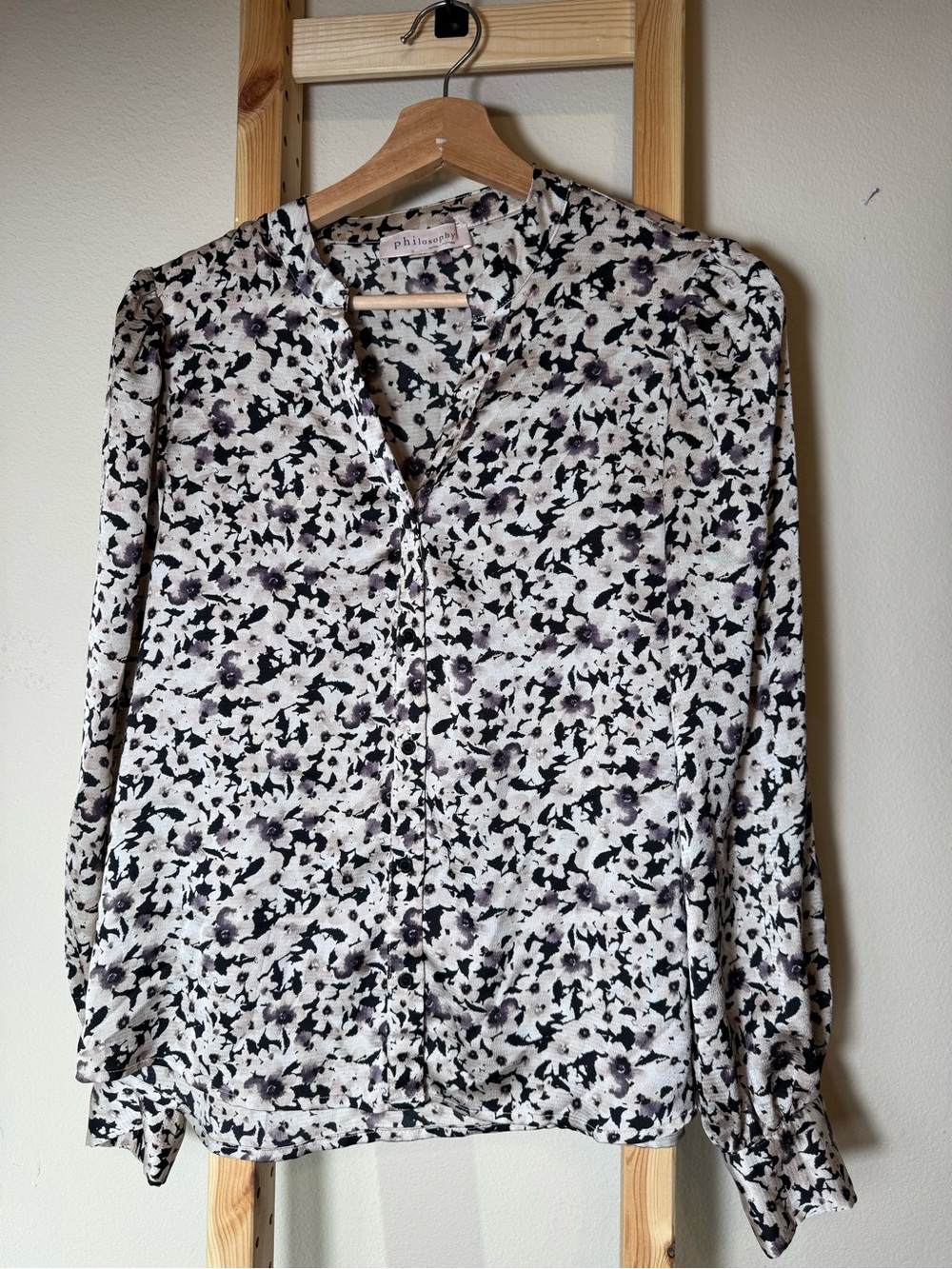 Philosophy Floral Print V-Neck Blouse in Cream and Black